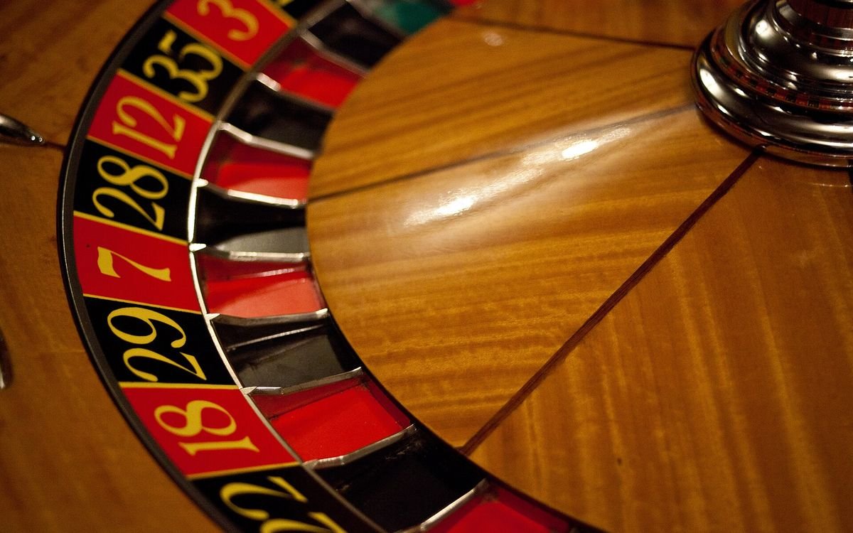 Red Door Roulette (Evolution) : avis, règles et bonus derrière la porte rouge